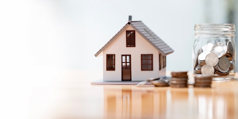 Ways to Save on Utility Bills This Year blog header image